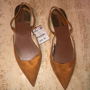 Brand New Size 8 Zara Flats